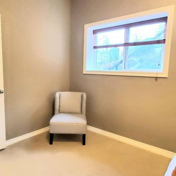 Private Suite 2Br Near Hwy 1, Heritage Park, Coliseum, Cultus Lake, Fishing, Chilliwack Exterior foto