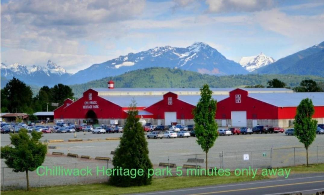 Private 2 Bedrooms Suite Near Hwy 1, Cultus Lake, Heritage Park, Fishing, Coliseum Chilliwack Zimmer foto